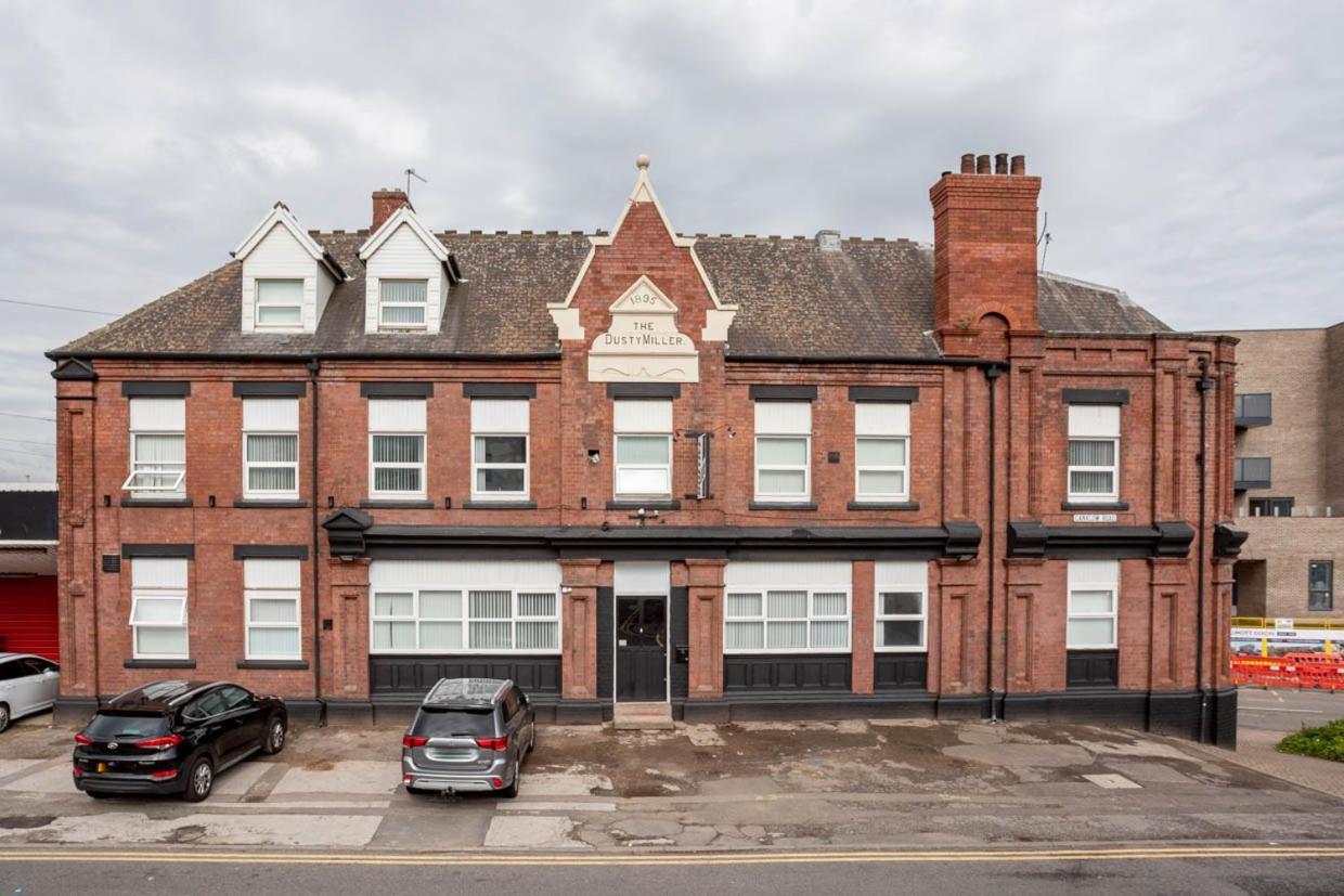 Dusties Hotel Rotherham Exterior foto